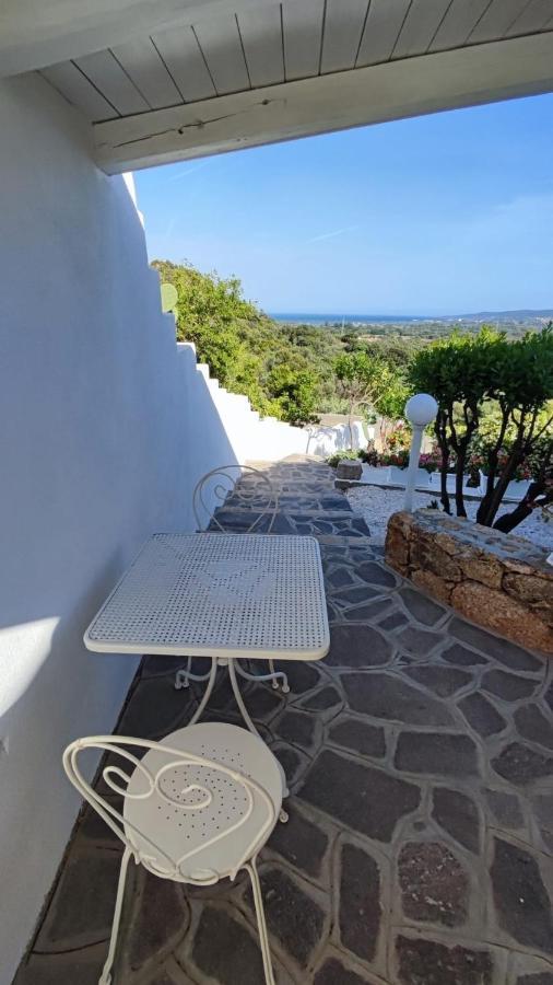 Casa L'Ulivariu Affittacamere San Teodoro  Exteriör bild