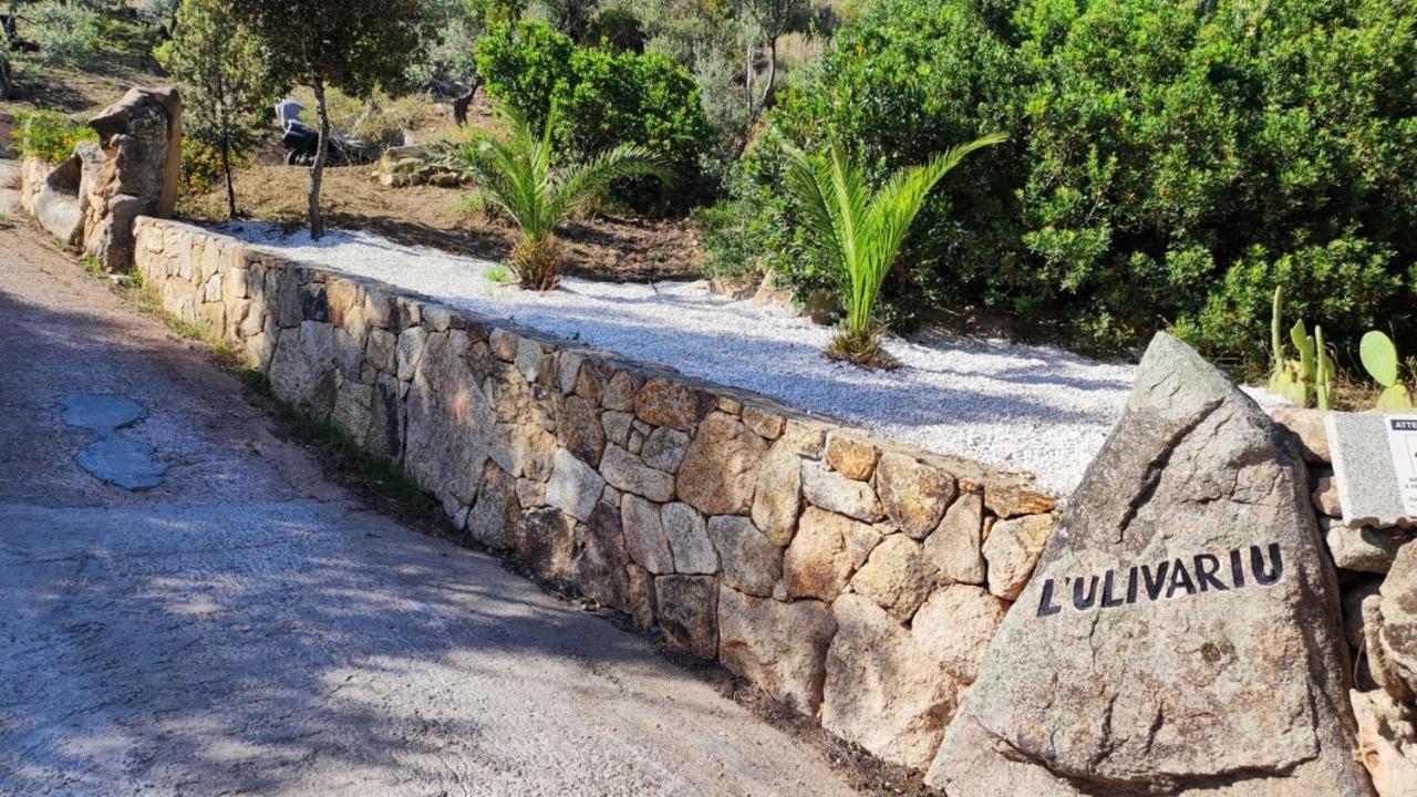 Casa L'Ulivariu Affittacamere San Teodoro  Exteriör bild