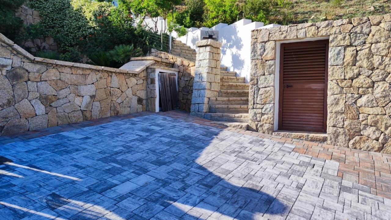 Casa L'Ulivariu Affittacamere San Teodoro  Exteriör bild