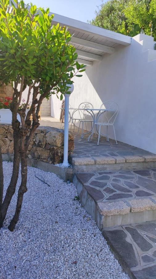 Casa L'Ulivariu Affittacamere San Teodoro  Exteriör bild