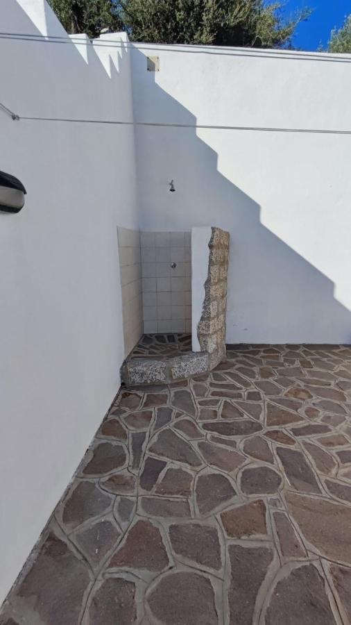 Casa L'Ulivariu Affittacamere San Teodoro  Exteriör bild